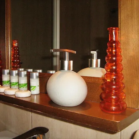 Birdland Mediterran Apartman アパート *