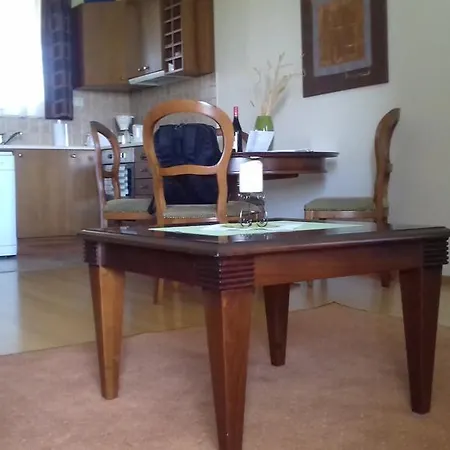 Birdland Mediterran Apartman *